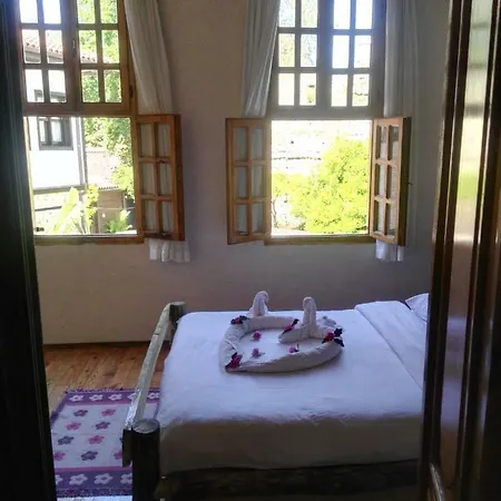 Otel Wood House Antalya